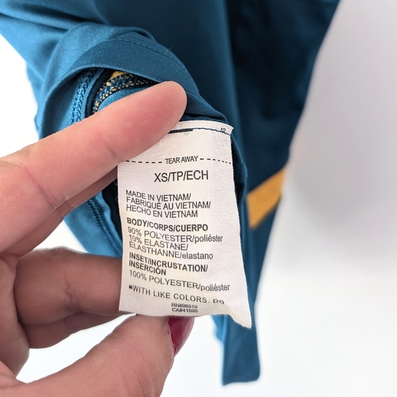 Under Armour Women's Teal and Yellow Mesh Tank Top ~ Size XS - Picture 8 of 10